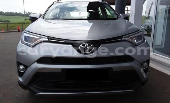 Acheter Occasion Voiture Toyota RAV4 Gris à Windhoek, Namibie Acheter Occasion Voiture Toyota RAV4 Gris à Windhoek, Namibie