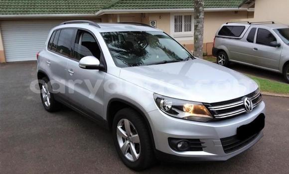 Acheter Occasion Voiture Volkswagen Tiguan Gris à Windhoek, Namibie Acheter Occasion Voiture Volkswagen Tiguan Gris à Windhoek, Namibie