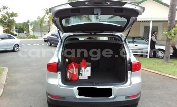 Acheter Occasion Voiture Volkswagen Tiguan Gris à Windhoek, Namibie Acheter Occasion Voiture Volkswagen Tiguan Gris à Windhoek, Namibie