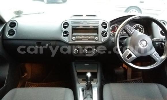 Acheter Occasion Voiture Volkswagen Tiguan Gris à Windhoek, Namibie Acheter Occasion Voiture Volkswagen Tiguan Gris à Windhoek, Namibie