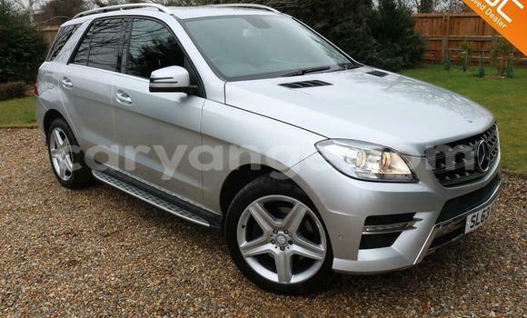 Buy Used Mercedes-Benz ML–Class Silver Car in Windhoek in Namibia Buy Used Mercedes-Benz ML–Class Silver Car in Windhoek in Namibia