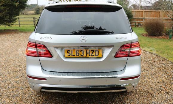 Buy Used Mercedes-Benz ML–Class Silver Car in Windhoek in Namibia Buy Used Mercedes-Benz ML–Class Silver Car in Windhoek in Namibia