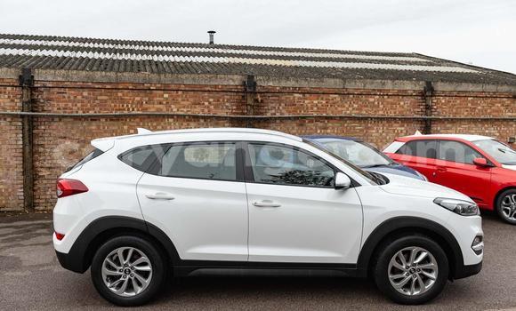 Acheter Occasion Voiture Hyundai Tucson Blanc à Windhoek, Namibie Acheter Occasion Voiture Hyundai Tucson Blanc à Windhoek, Namibie