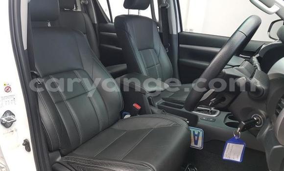 Buy Used Toyota Hilux White Car in Windhoek in Namibia Buy Used Toyota Hilux White Car in Windhoek in Namibia