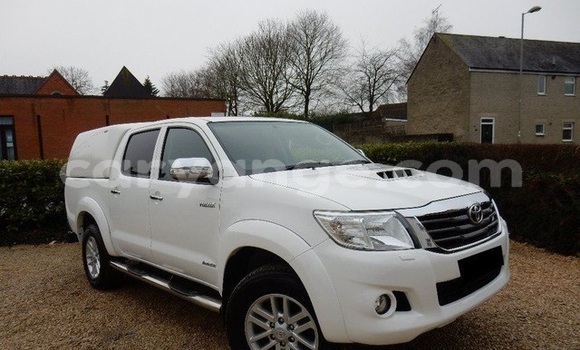 Buy Used Toyota Hilux White Car in Windhoek in Namibia Buy Used Toyota Hilux White Car in Windhoek in Namibia