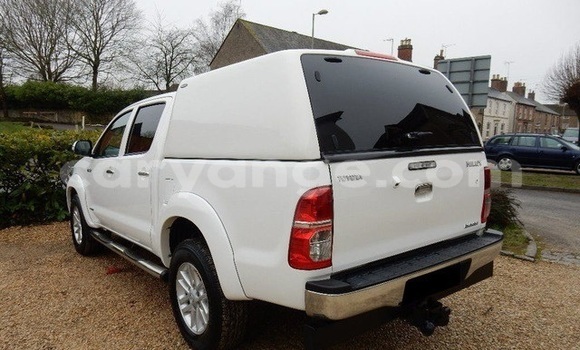 Buy Used Toyota Hilux White Car in Windhoek in Namibia Buy Used Toyota Hilux White Car in Windhoek in Namibia