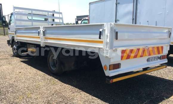 Buy Used Nissan UD White Truck in Windhoek in Namibia Buy Used Nissan UD White Truck in Windhoek in Namibia