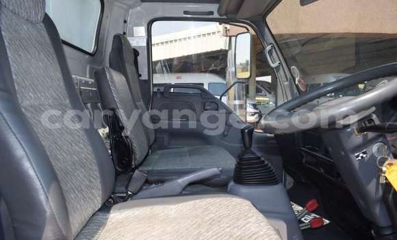 Acheter Occasion Utilitaire Nissan UD Blanc à Windhoek, Namibie Acheter Occasion Utilitaire Nissan UD Blanc à Windhoek, Namibie