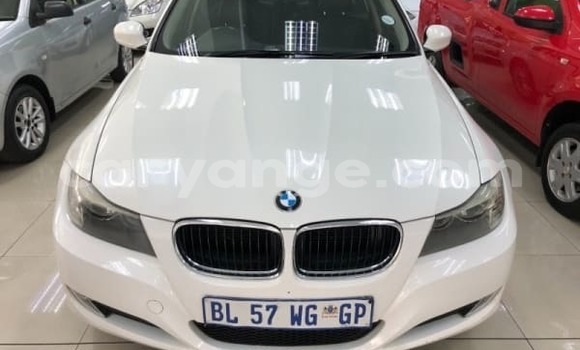 Buy Used BMW 3200 White Car in Windhoek in Namibia Buy Used BMW 3200 White Car in Windhoek in Namibia