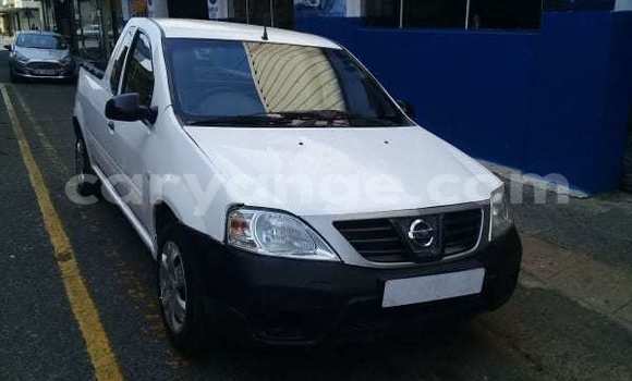 Buy Used Nissan NP 300 White Car in Windhoek in Namibia Buy Used Nissan NP 300 White Car in Windhoek in Namibia