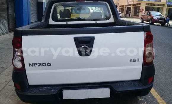 Buy Used Nissan NP 300 White Car in Windhoek in Namibia Buy Used Nissan NP 300 White Car in Windhoek in Namibia