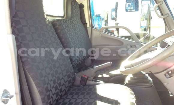 Acheter Occasion Utilitaire Toyota Dyna Blanc à Windhoek, Namibie Acheter Occasion Utilitaire Toyota Dyna Blanc à Windhoek, Namibie