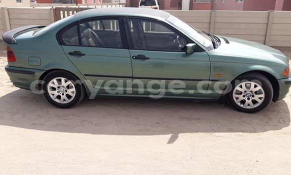 Acheter Occasion Voiture BMW 3–Series Vert à Swakopmund, Namibie Acheter Occasion Voiture BMW 3–Series Vert à Swakopmund, Namibie