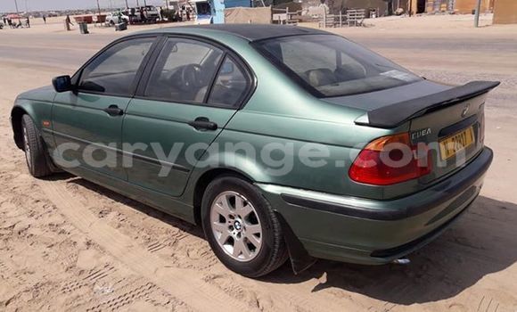 Acheter Occasion Voiture BMW 3–Series Vert à Swakopmund, Namibie Acheter Occasion Voiture BMW 3–Series Vert à Swakopmund, Namibie