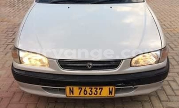 Acheter Occasion Voiture Toyota Corolla Gris à Windhoek, Namibie Acheter Occasion Voiture Toyota Corolla Gris à Windhoek, Namibie