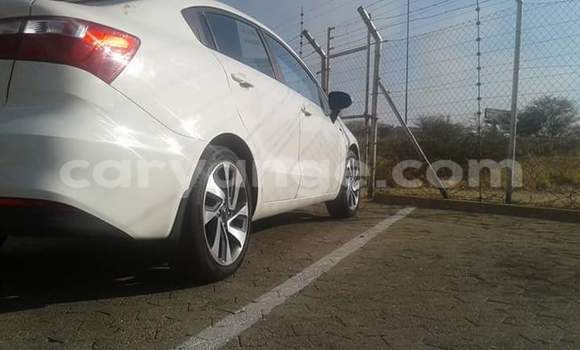 Buy Used Kia Carens Black Car in Windhoek in Namibia