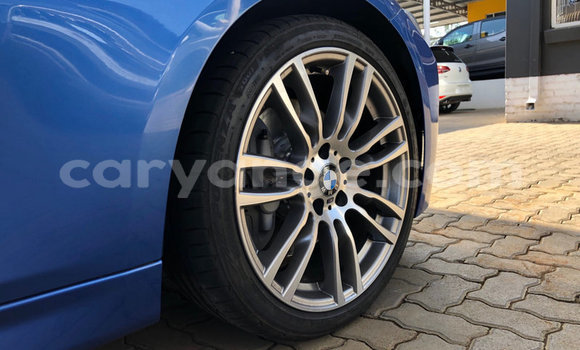 Acheter Occasion Voiture BMW 3–Series Bleu à Windhoek, Namibie Acheter Occasion Voiture BMW 3–Series Bleu à Windhoek, Namibie