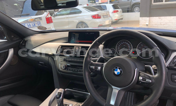 Acheter Occasion Voiture BMW 3–Series Bleu à Windhoek, Namibie Acheter Occasion Voiture BMW 3–Series Bleu à Windhoek, Namibie