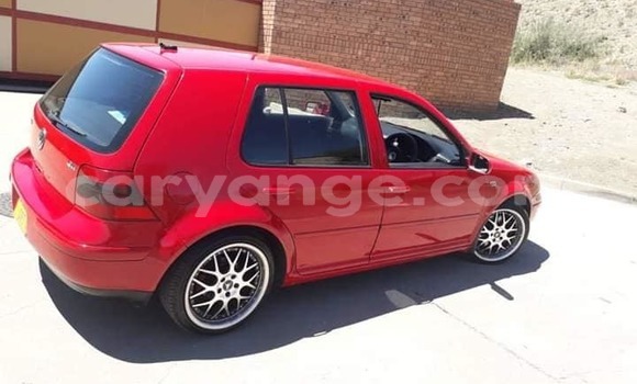 Acheter Occasion Voiture Volkswagen Golf Rouge à Windhoek, Namibie Acheter Occasion Voiture Volkswagen Golf Rouge à Windhoek, Namibie