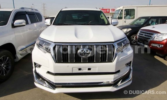 Acheter Import Voiture Toyota Prado Blanc à Import - Dubai, Namibie Acheter Import Voiture Toyota Prado Blanc à Import - Dubai, Namibie