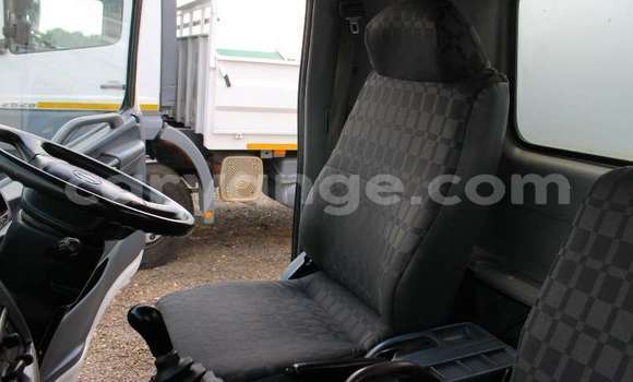 Buy Used Hino 300 Series White Truck in Windhoek in Namibia Buy Used Hino 300 Series White Truck in Windhoek in Namibia