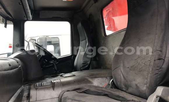 Acheter Occasion Utilitaire Scania R470 Rouge à Windhoek, Namibie Acheter Occasion Utilitaire Scania R470 Rouge à Windhoek, Namibie