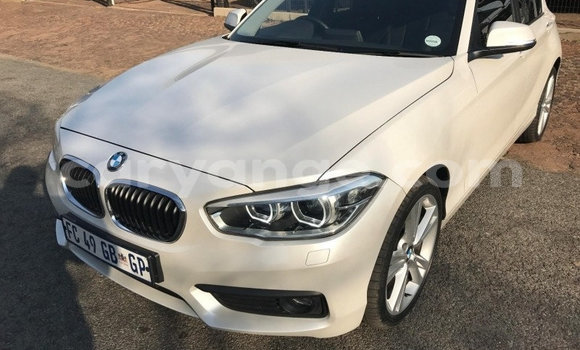 Acheter Occasion Voiture BMW 1er Blanc à Windhoek, Namibie Acheter Occasion Voiture BMW 1er Blanc à Windhoek, Namibie