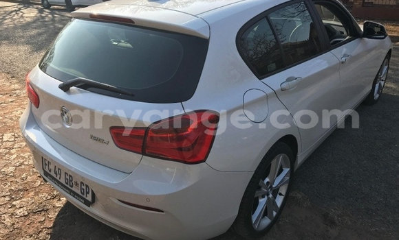 Acheter Occasion Voiture BMW 1er Blanc à Windhoek, Namibie Acheter Occasion Voiture BMW 1er Blanc à Windhoek, Namibie