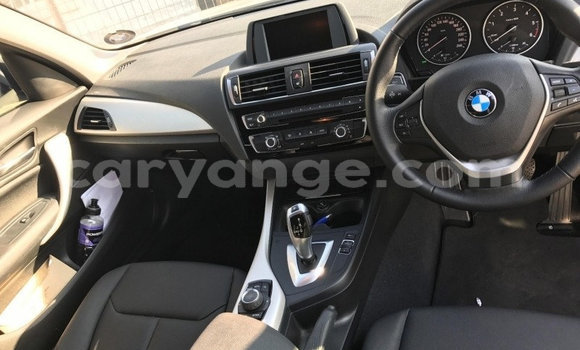 Acheter Occasion Voiture BMW 1er Blanc à Windhoek, Namibie Acheter Occasion Voiture BMW 1er Blanc à Windhoek, Namibie