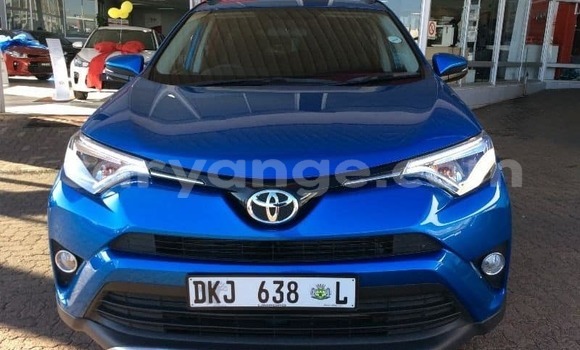 Acheter Occasion Voiture Toyota RAV4 Blanc à Windhoek, Namibie Acheter Occasion Voiture Toyota RAV4 Blanc à Windhoek, Namibie