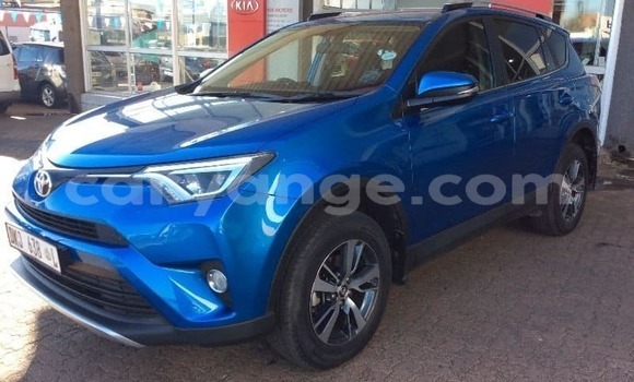 Acheter Occasion Voiture Toyota RAV4 Blanc à Windhoek, Namibie Acheter Occasion Voiture Toyota RAV4 Blanc à Windhoek, Namibie