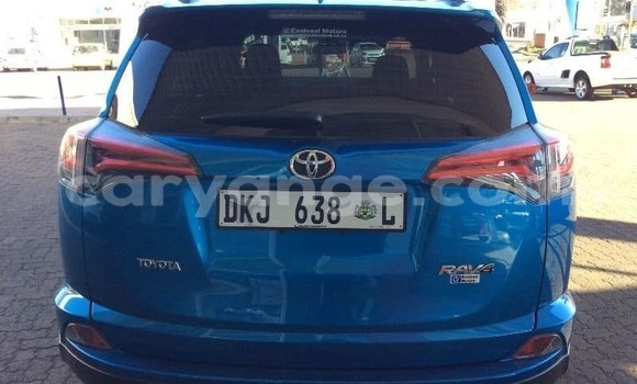 Acheter Occasion Voiture Toyota RAV4 Blanc à Windhoek, Namibie Acheter Occasion Voiture Toyota RAV4 Blanc à Windhoek, Namibie