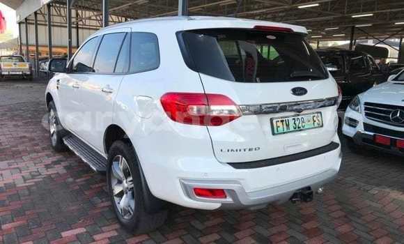 Buy Used Ford Everest White Car in Windhoek in Namibia Buy Used Ford Everest White Car in Windhoek in Namibia
