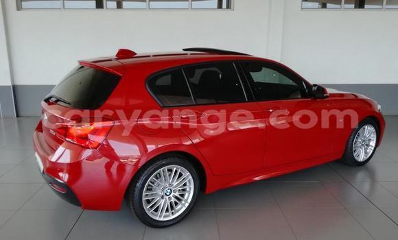 Acheter Occasion Voiture BMW 1er Rouge à Windhoek, Namibie Acheter Occasion Voiture BMW 1er Rouge à Windhoek, Namibie