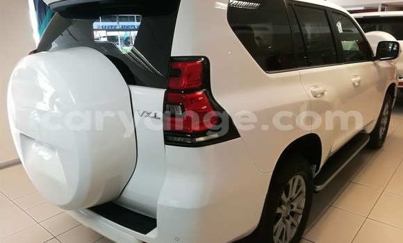 Buy Used Toyota Prado White Car in Bethanien in Karas Buy Used Toyota Prado White Car in Bethanien in Karas