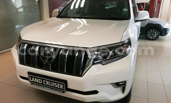 Buy Used Toyota Prado White Car in Bethanien in Karas Buy Used Toyota Prado White Car in Bethanien in Karas