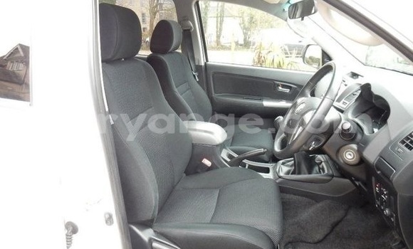 Buy Used Toyota Hilux White Car in Windhoek in Namibia Buy Used Toyota Hilux White Car in Windhoek in Namibia