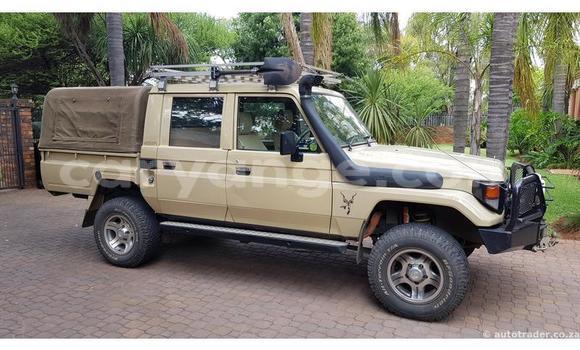 Acheter Occasion Voiture Toyota Land Cruiser Autre à Windhoek, Namibie Acheter Occasion Voiture Toyota Land Cruiser Autre à Windhoek, Namibie