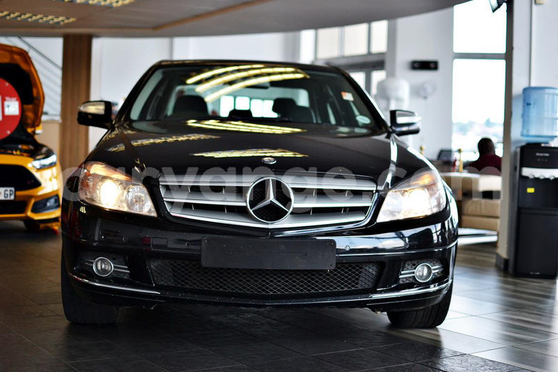 Big with watermark 4558581 2