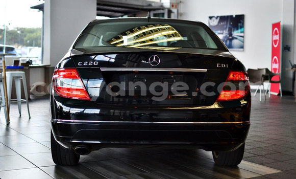 Acheter Occasion Voiture Mercedes-Benz C–Class Noir à Windhoek, Namibie Acheter Occasion Voiture Mercedes-Benz C–Class Noir à Windhoek, Namibie
