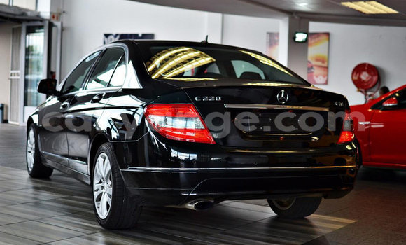 Acheter Occasion Voiture Mercedes-Benz C–Class Noir à Windhoek, Namibie Acheter Occasion Voiture Mercedes-Benz C–Class Noir à Windhoek, Namibie