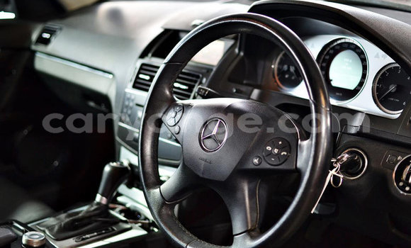Acheter Occasion Voiture Mercedes-Benz C–Class Noir à Windhoek, Namibie Acheter Occasion Voiture Mercedes-Benz C–Class Noir à Windhoek, Namibie