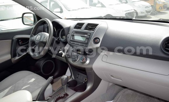 Acheter Import Voiture Toyota 4Runner Blanc à Import - Dubai, Namibie Acheter Import Voiture Toyota 4Runner Blanc à Import - Dubai, Namibie