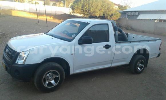 Acheter Occasion Voiture Isuzu D–MAX Noir à Windhoek, Namibie Acheter Occasion Voiture Isuzu D–MAX Noir à Windhoek, Namibie