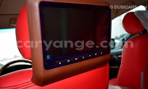 Acheter Import Voiture Toyota Land Cruiser Noir à Import - Dubai, Namibie Acheter Import Voiture Toyota Land Cruiser Noir à Import - Dubai, Namibie