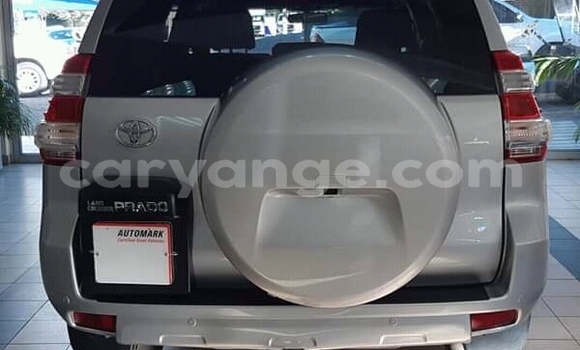 Acheter Occasion Voiture Toyota Land Cruiser Prado Gris à Windhoek, Namibie Acheter Occasion Voiture Toyota Land Cruiser Prado Gris à Windhoek, Namibie