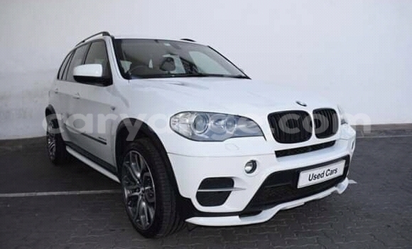 Acheter Occasion Voiture BMW X5 Blanc à Windhoek, Namibie Acheter Occasion Voiture BMW X5 Blanc à Windhoek, Namibie