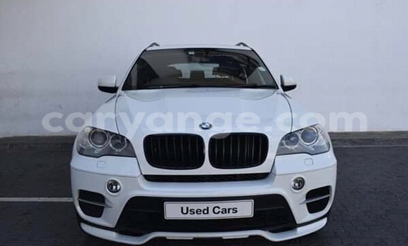 Acheter Occasion Voiture BMW X5 Blanc à Windhoek, Namibie Acheter Occasion Voiture BMW X5 Blanc à Windhoek, Namibie