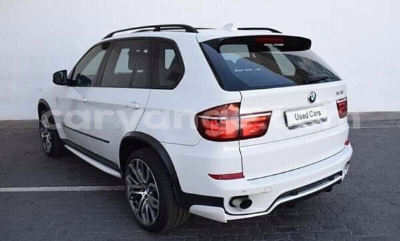 Acheter Occasion Voiture BMW X5 Blanc à Windhoek, Namibie Acheter Occasion Voiture BMW X5 Blanc à Windhoek, Namibie
