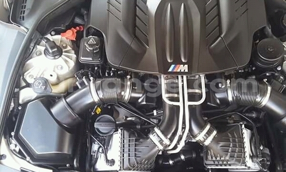 Acheter Occasion Voiture BMW M5 Blanc à Windhoek, Namibie Acheter Occasion Voiture BMW M5 Blanc à Windhoek, Namibie